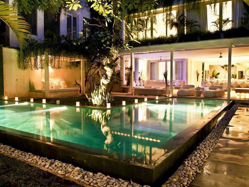 Deva Seminyak (Bali)