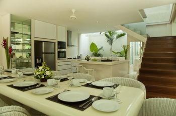 Deva Seminyak (Bali)