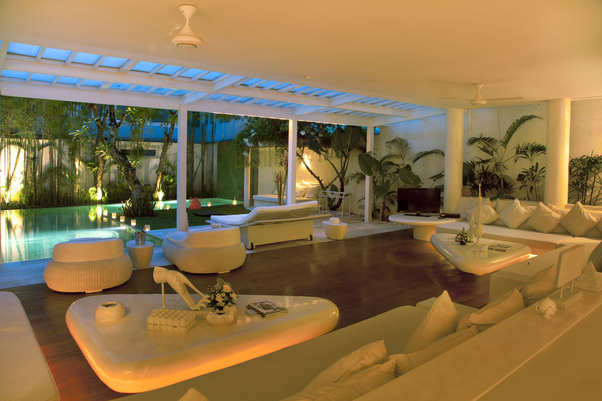 Deva Seminyak (Bali)